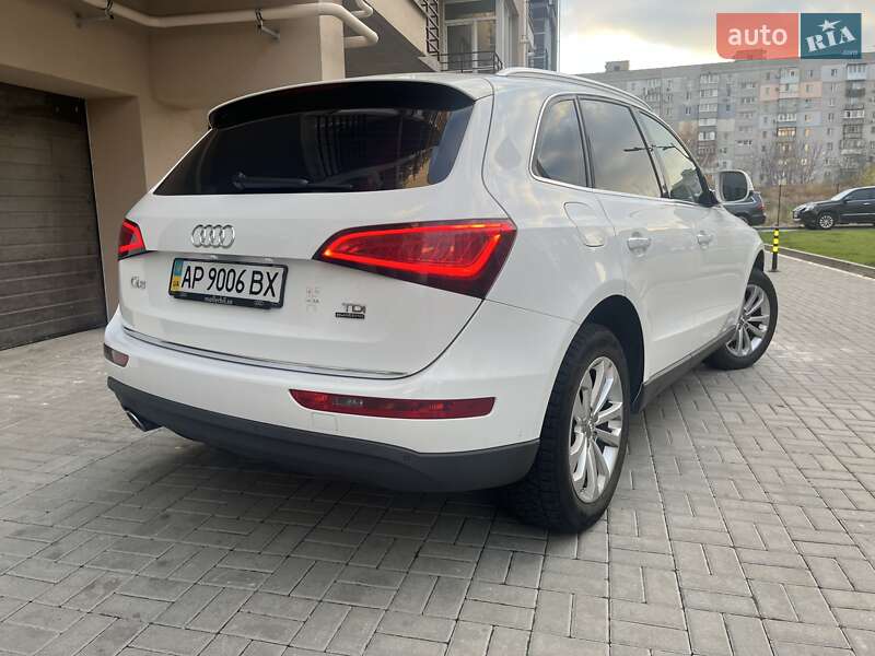 Внедорожник / Кроссовер Audi Q5 2015 в Днепре
