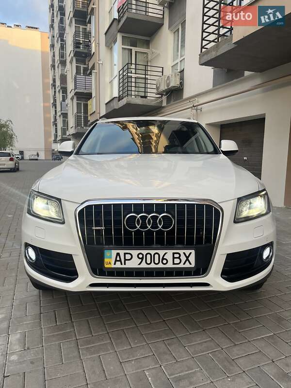 Внедорожник / Кроссовер Audi Q5 2015 в Днепре