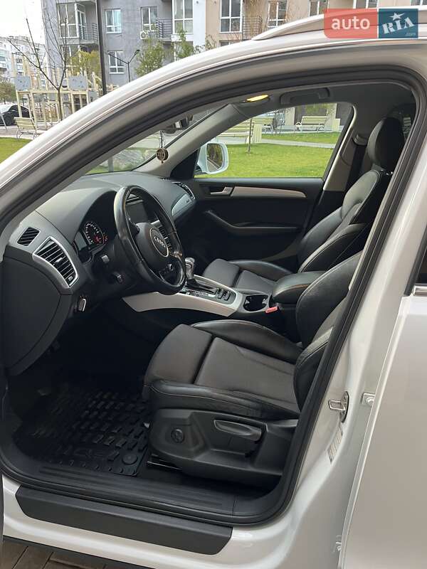 Внедорожник / Кроссовер Audi Q5 2015 в Днепре