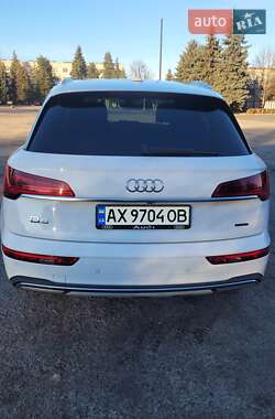 Позашляховик / Кросовер Audi Q5 2020 в Харкові