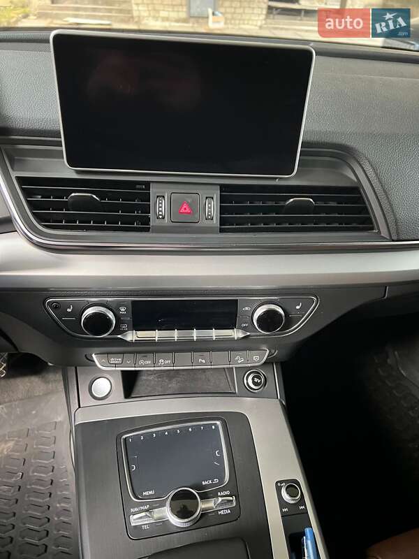 Внедорожник / Кроссовер Audi Q5 2020 в Львове