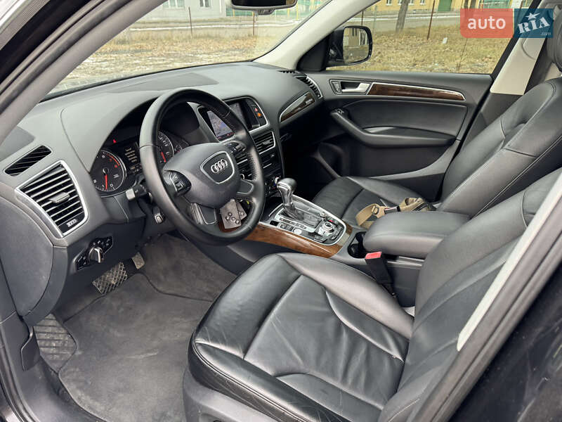 Внедорожник / Кроссовер Audi Q5 2014 в Луцке