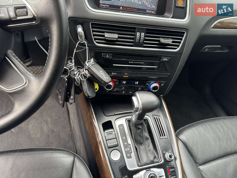 Внедорожник / Кроссовер Audi Q5 2014 в Луцке