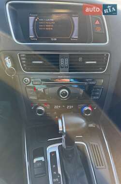 Позашляховик / Кросовер Audi Q5 2013 в 