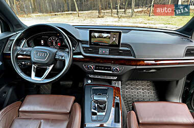 Внедорожник / Кроссовер Audi Q5 2017 в Киеве