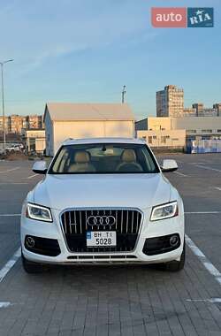 Внедорожник / Кроссовер Audi Q5 2012 в 
