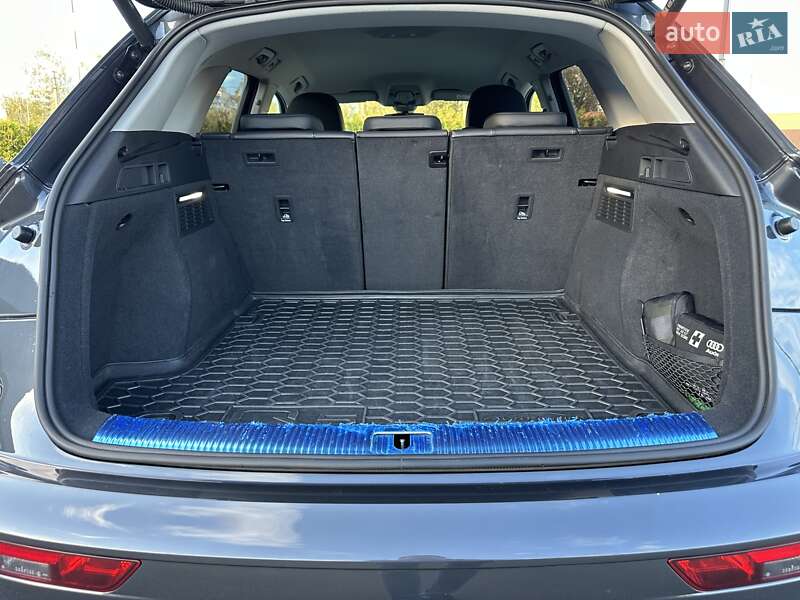 Позашляховик / Кросовер Audi Q5 2021 в Києві фото 13 Позашляховик / Кросовер Audi Q5 2021 в Києві