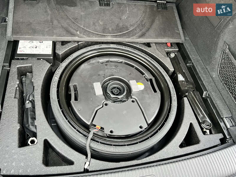 Внедорожник / Кроссовер Audi Q5 2018 в Шептицькому