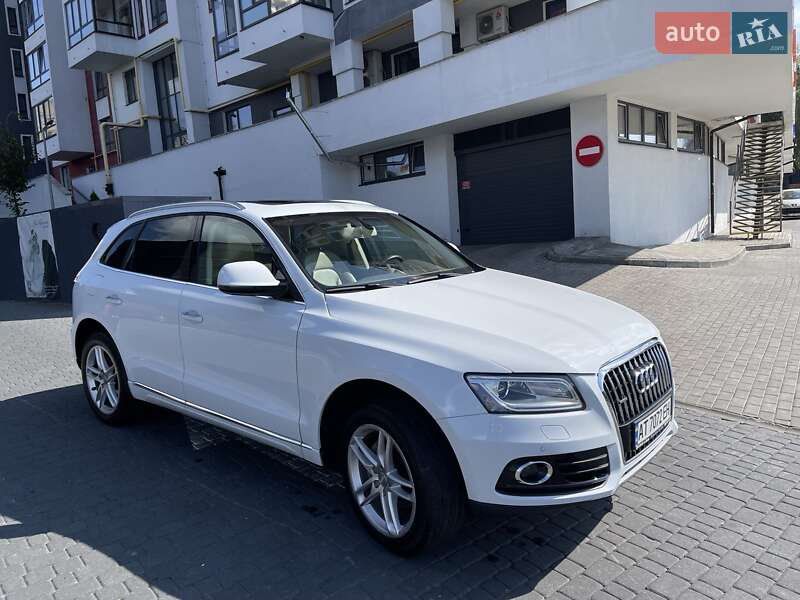 Позашляховик / Кросовер Audi Q5 2016 в Львові