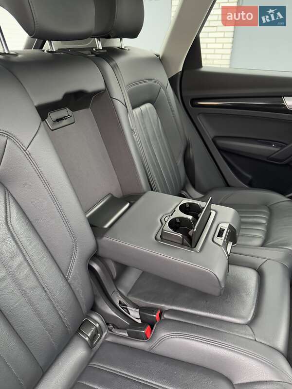 Внедорожник / Кроссовер Audi Q5 2018 в Львове