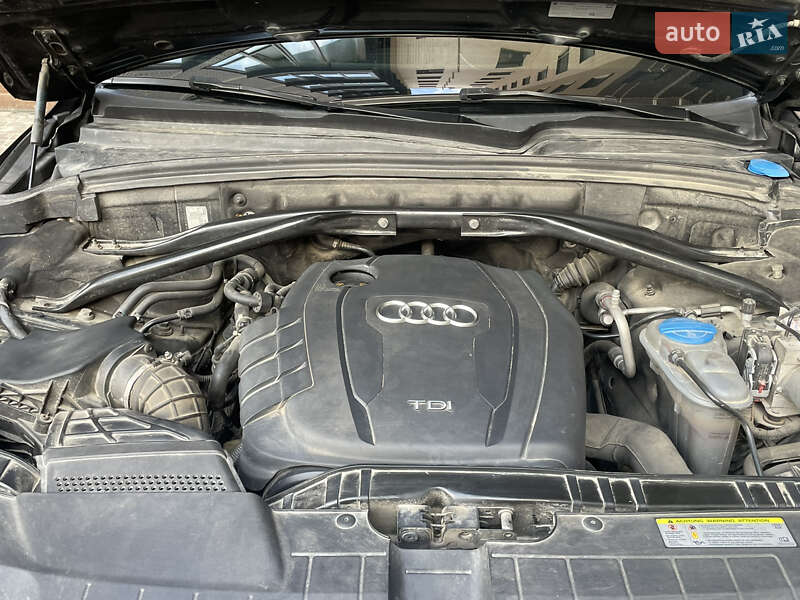 Внедорожник / Кроссовер Audi Q5 2011 в Виннице