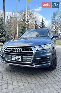 Позашляховик / Кросовер Audi Q5 2018 в Києві