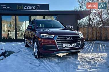 Позашляховик / Кросовер Audi Q5 2017 в Львові