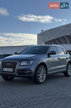 Внедорожник / Кроссовер Audi Q5 2015 в 