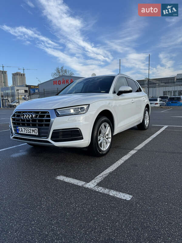 Позашляховик / Кросовер Audi Q5 2020 в Києві фото Позашляховик / Кросовер Audi Q5 2020 в Києві