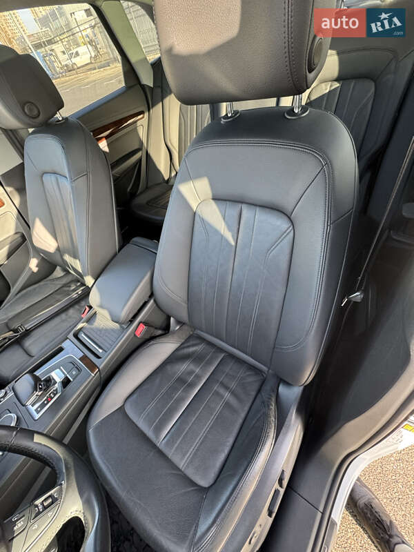 Позашляховик / Кросовер Audi Q5 2020 в Києві фото 17 Позашляховик / Кросовер Audi Q5 2020 в Києві