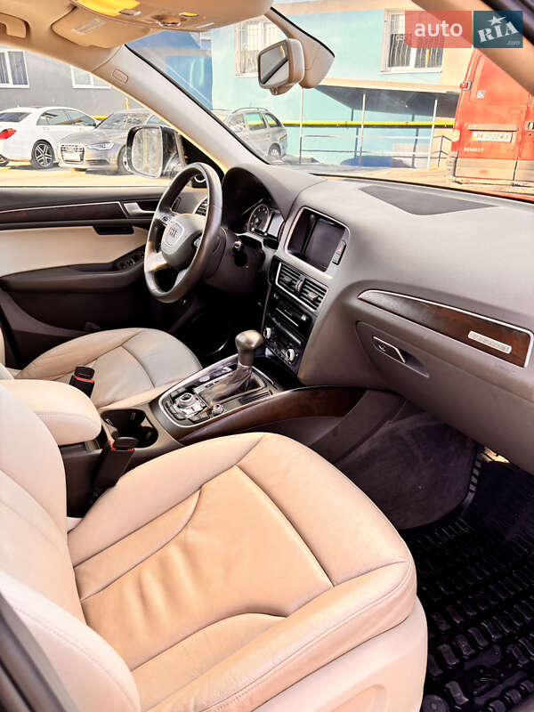 Внедорожник / Кроссовер Audi Q5 2016 в Косове