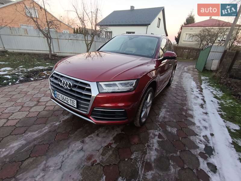 Внедорожник / Кроссовер Audi Q5 2018 в Новом Ярычеве