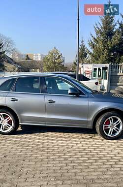 Позашляховик / Кросовер Audi Q5 2016 в Львові