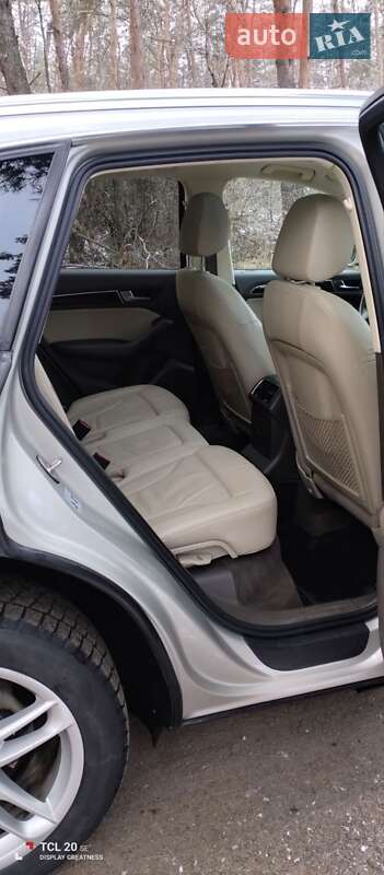 Позашляховик / Кросовер Audi Q5 2015 в Києві