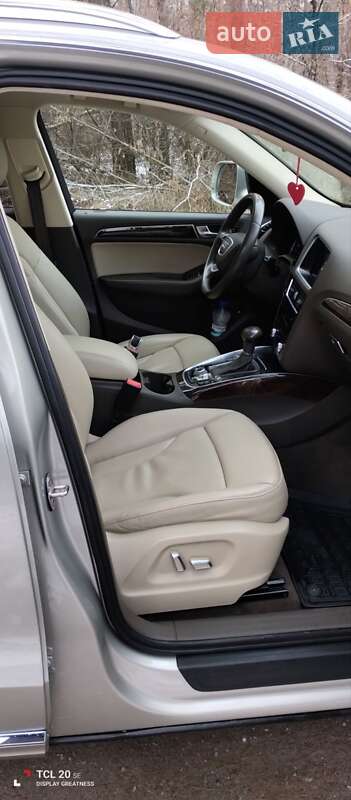 Позашляховик / Кросовер Audi Q5 2015 в Києві