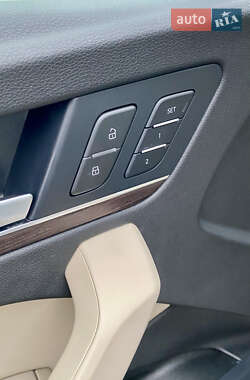 Позашляховик / Кросовер Audi Q5 2022 в 