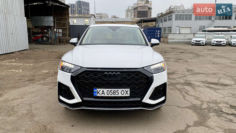 Внедорожник / Кроссовер Audi Q5 2022 в Киеве