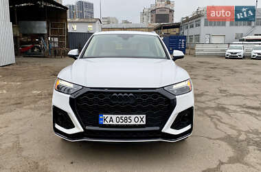 Позашляховик / Кросовер Audi Q5 2022 в 