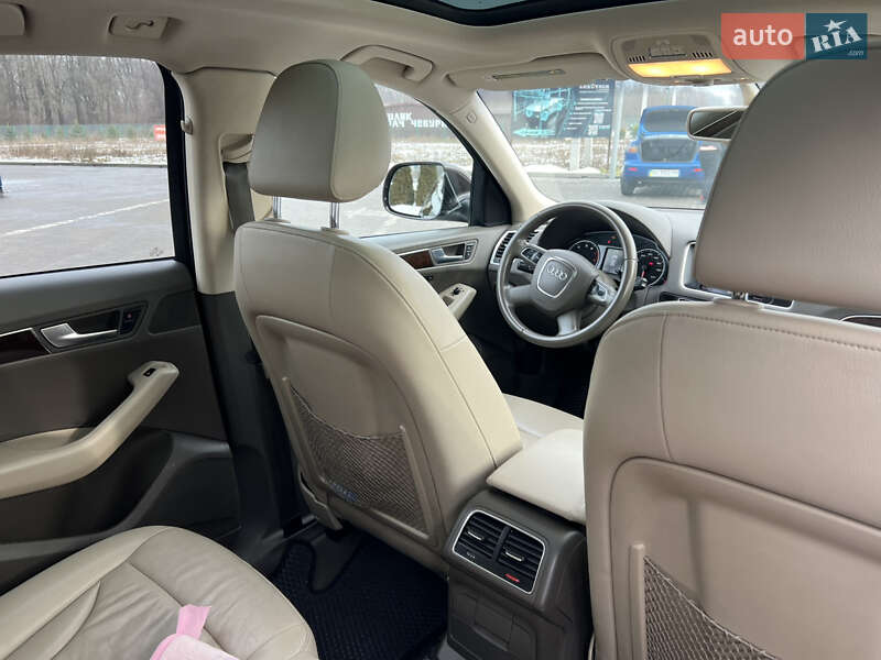 Внедорожник / Кроссовер Audi Q5 2012 в Львове