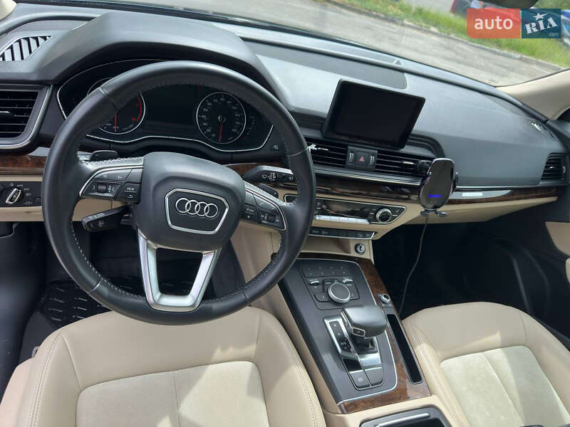 Внедорожник / Кроссовер Audi Q5 2017 в Львове фото 22 Внедорожник / Кроссовер Audi Q5 2017 в Львове