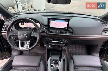 Позашляховик / Кросовер Audi Q5 2022 в Дніпрі