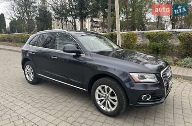 Позашляховик / Кросовер Audi Q5 2015 в 