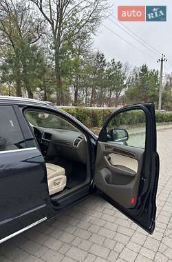 Позашляховик / Кросовер Audi Q5 2015 в 