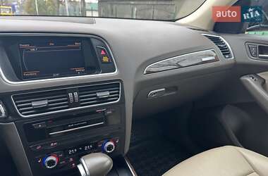 Позашляховик / Кросовер Audi Q5 2015 в 