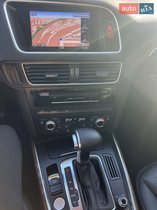 Позашляховик / Кросовер Audi Q5 2016 в Чернівцях