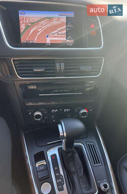 Позашляховик / Кросовер Audi Q5 2016 в 
