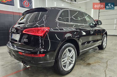 Позашляховик / Кросовер Audi Q5 2016 в 