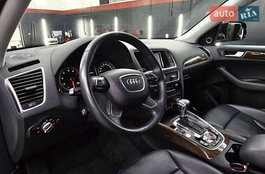 Позашляховик / Кросовер Audi Q5 2016 в 