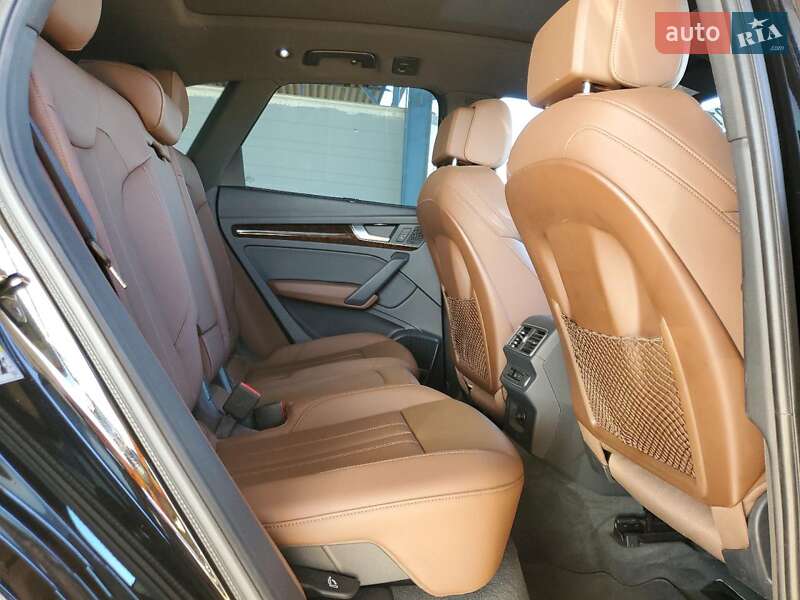 Позашляховик / Кросовер Audi Q5 2018 в Одесі
