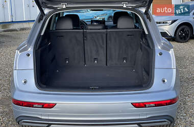 Внедорожник / Кроссовер Audi Q5 2022 в 