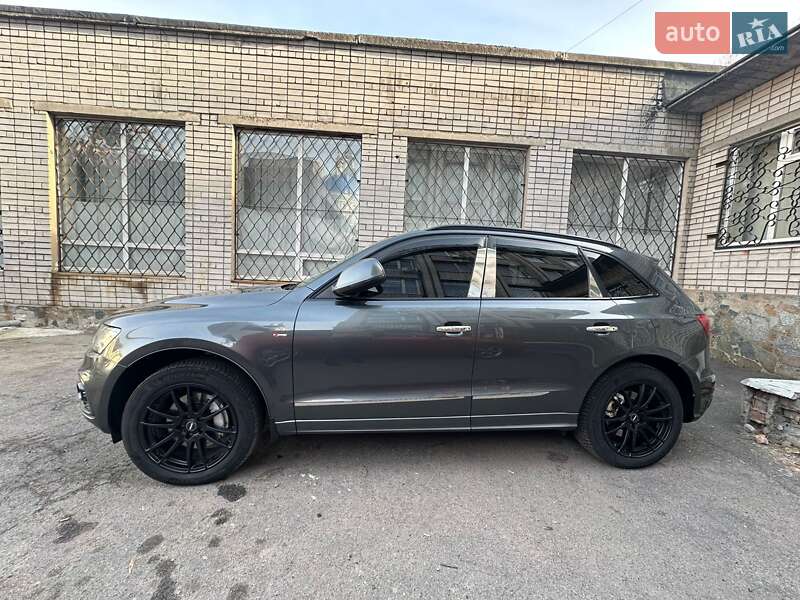 Внедорожник / Кроссовер Audi Q5 2014 в Днепре