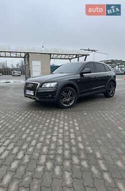 Позашляховик / Кросовер Audi Q5 2011 в Сарнах