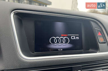 Внедорожник / Кроссовер Audi Q5 2013 в Новояворовске