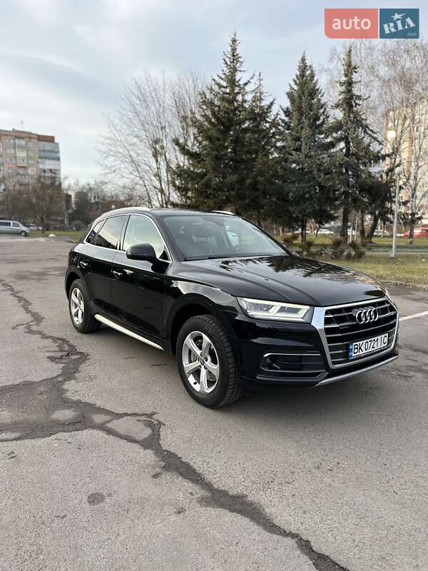 Внедорожник / Кроссовер Audi Q5 2017 в Ровно фото 2 Внедорожник / Кроссовер Audi Q5 2017 в Ровно