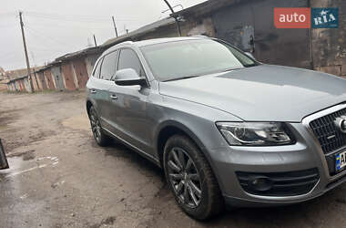 Внедорожник / Кроссовер Audi Q5 2010 в Кривом Роге