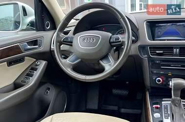 Позашляховик / Кросовер Audi Q5 2017 в 