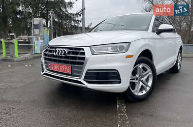 Позашляховик / Кросовер Audi Q5 2018 в Лубнах