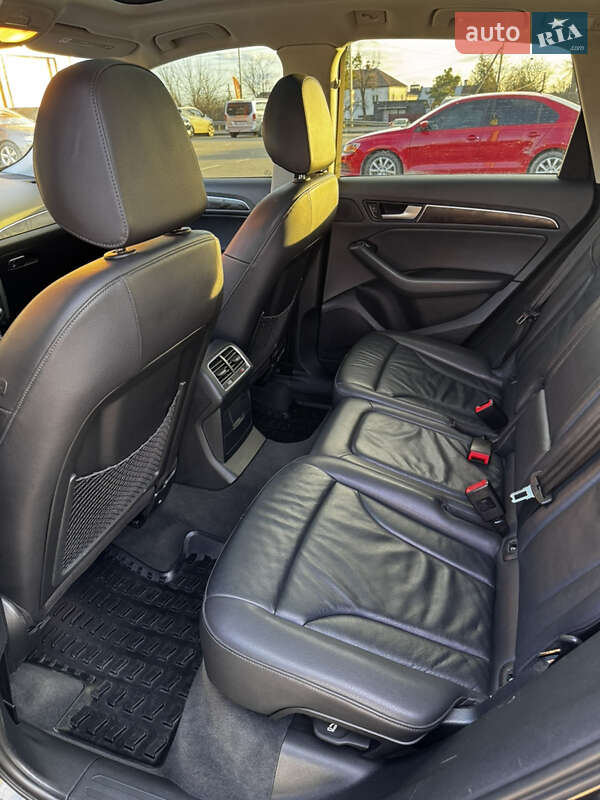 Позашляховик / Кросовер Audi Q5 2015 в Львові фото 13 Позашляховик / Кросовер Audi Q5 2015 в Львові