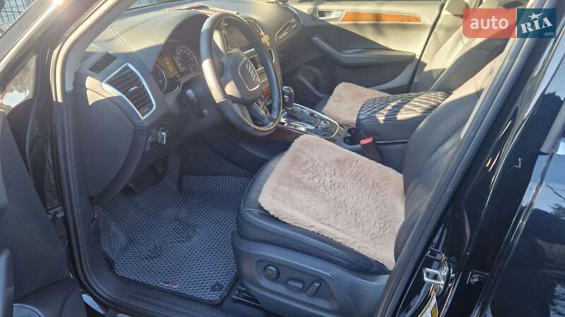 Внедорожник / Кроссовер Audi Q5 2012 в Луцке