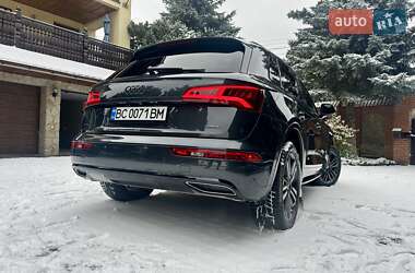 Внедорожник / Кроссовер Audi Q5 2017 в Львове